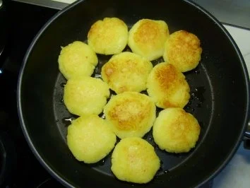 Rezept: Räuber-Pilz-Topf mit Buletten Bild Nr. 8 Räuber-Pilz-Topf mit Buletten - Rezept - Bild Nr. 8