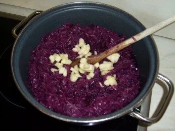 Rouladen mit Rotkohl und Klößen - Rezept - Bild Nr. 5