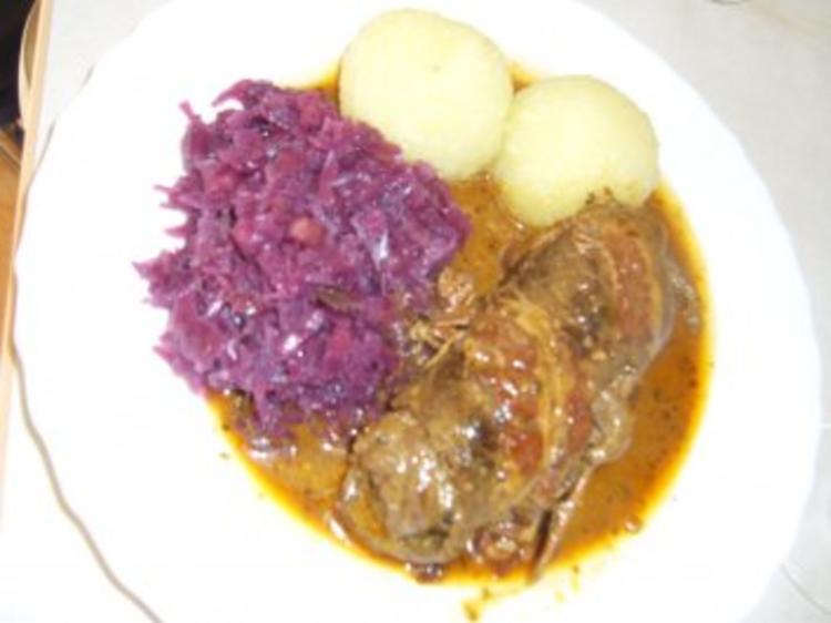 Rouladen mit Rotkohl und Klößen Rezept