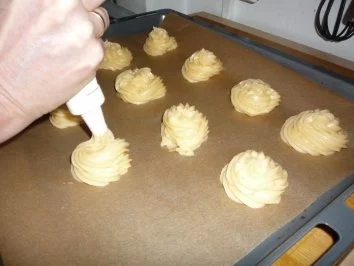 Rezept: Sturmsäcke mit Himbeercrem Bild Nr. 4 Sturmsäcke mit Himbeercrem - Rezept - Bild Nr. 4