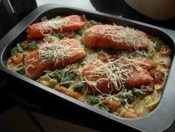 Käutersahnenudeln mit Garnelen und Lachsfilts - Rezept - Bild Nr. 2