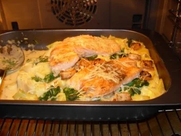 Käutersahnenudeln mit Garnelen und Lachsfilts - Rezept - Bild Nr. 3