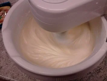 Bienenstich - Rezept - Bild Nr. 3