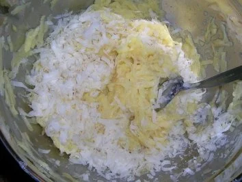 Schweinefilet in Zitronenzesten mit Baby-Möhrchen und Chicorée sowie Parmagiano-Rösti - Rezept - Bild Nr. 7