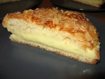 Rezept: Leichter Bienenstich Bild Nr. 2 Leichter Bienenstich - Rezept - Bild Nr. 2