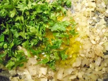 Rezept: Fleisch: Überbackenes Gyros mit Metaxacreme Bild Nr. 4 Fleisch: Überbackenes Gyros mit Metaxacreme - Rezept - Bild Nr. 4