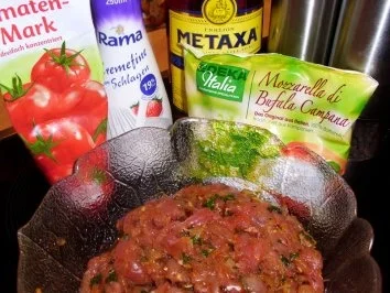 Rezept: Fleisch: Überbackenes Gyros mit Metaxacreme Bild Nr. 7 Fleisch: Überbackenes Gyros mit Metaxacreme - Rezept - Bild Nr. 7