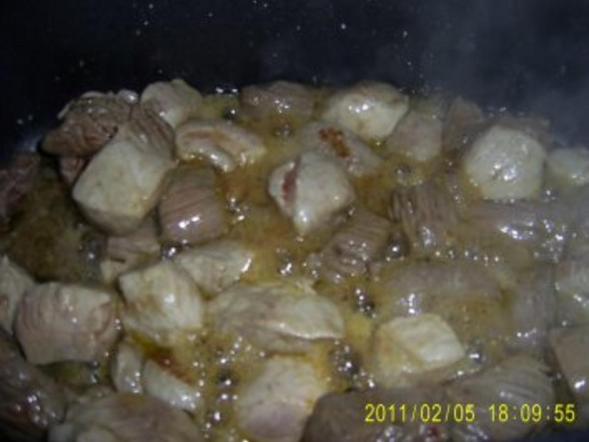 Gulasch Burgunder Art - einfach - 129 kcal/100g