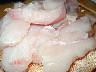 Hähnchenbrust in Kardamom-Parmesan-Hülle auf Tomatensauce und Reis - Rezept - Bild Nr. 5