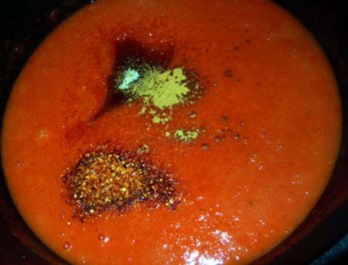 Hähnchenbrust in Kardamom-Parmesan-Hülle auf Tomatensauce und Reis - Rezept - Bild Nr. 7