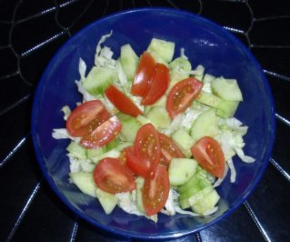 Kleiner Salat mit Putenstreifen *für die Arbeit* - Rezept - Bild Nr. 4