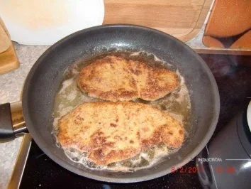 Rezept: Schnitzel mit Jägersoße Bild Nr. 5 Schnitzel mit Jägersoße - Rezept - Bild Nr. 5