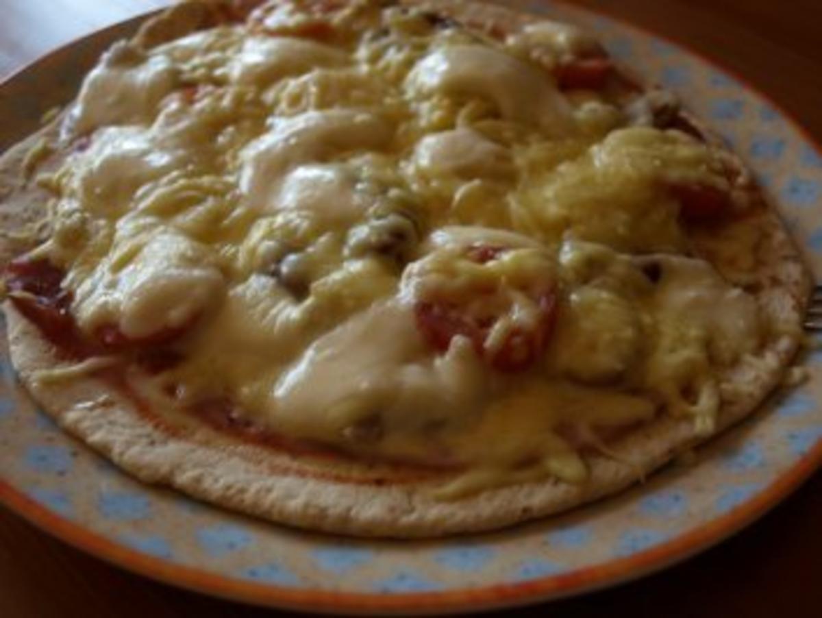 Tortilla Pizza vegetarisch - Rezept
