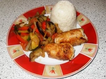 Geflügelröllchen mit Ratatouille - Rezept