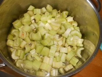 Schweinefilet in Crème-fraîche-Sauce mit Selleriegemüse - Rezept - Bild Nr. 4