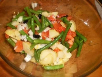 Rezept: Nizzasalat Bild Nr. 3 Nizzasalat - Rezept - Bild Nr. 3