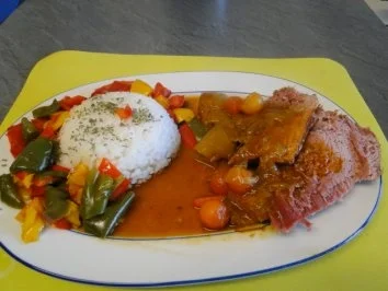 Pökelbraten asiatisch (Upps ich brauch ein neues Fleischmesser) - Rezept