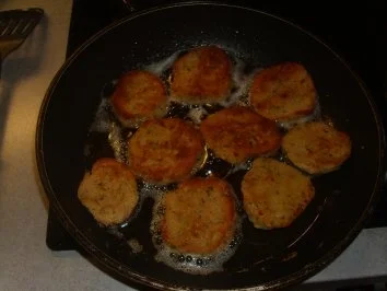 Rezept: Beilagen: Semmelknödeltaler Bild Nr. 2 Beilagen: Semmelknödeltaler - Rezept - Bild Nr. 2