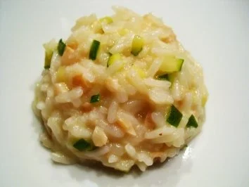 Rezept: Beilage: Cashew-Zucchini-Reis Beilage: Cashew-Zucchini-Reis - Rezept