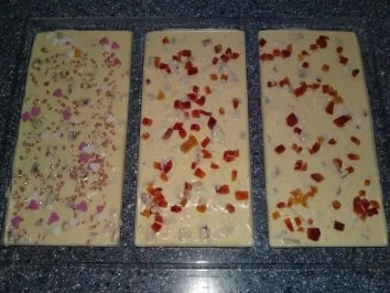 Rezept: Schokolade selbstgemacht Bild Nr. 2 Schokolade selbstgemacht - Rezept - Bild Nr. 2