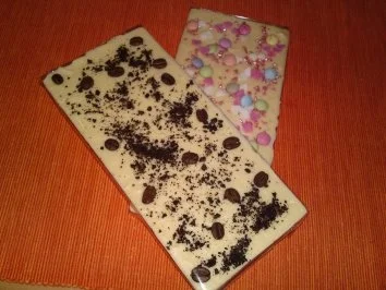 Rezept: Schokolade selbstgemacht Bild Nr. 3 Schokolade selbstgemacht - Rezept - Bild Nr. 3