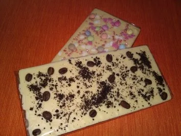 Rezept: Schokolade selbstgemacht Bild Nr. 4 Schokolade selbstgemacht - Rezept - Bild Nr. 4