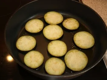 Nudelauflauf mit Hackfleisch und Auberginen - Rezept - Bild Nr. 3