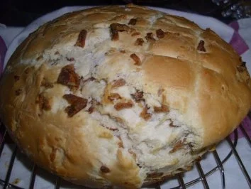 Zwiebelbrot zum Roastbeef - Rezept
