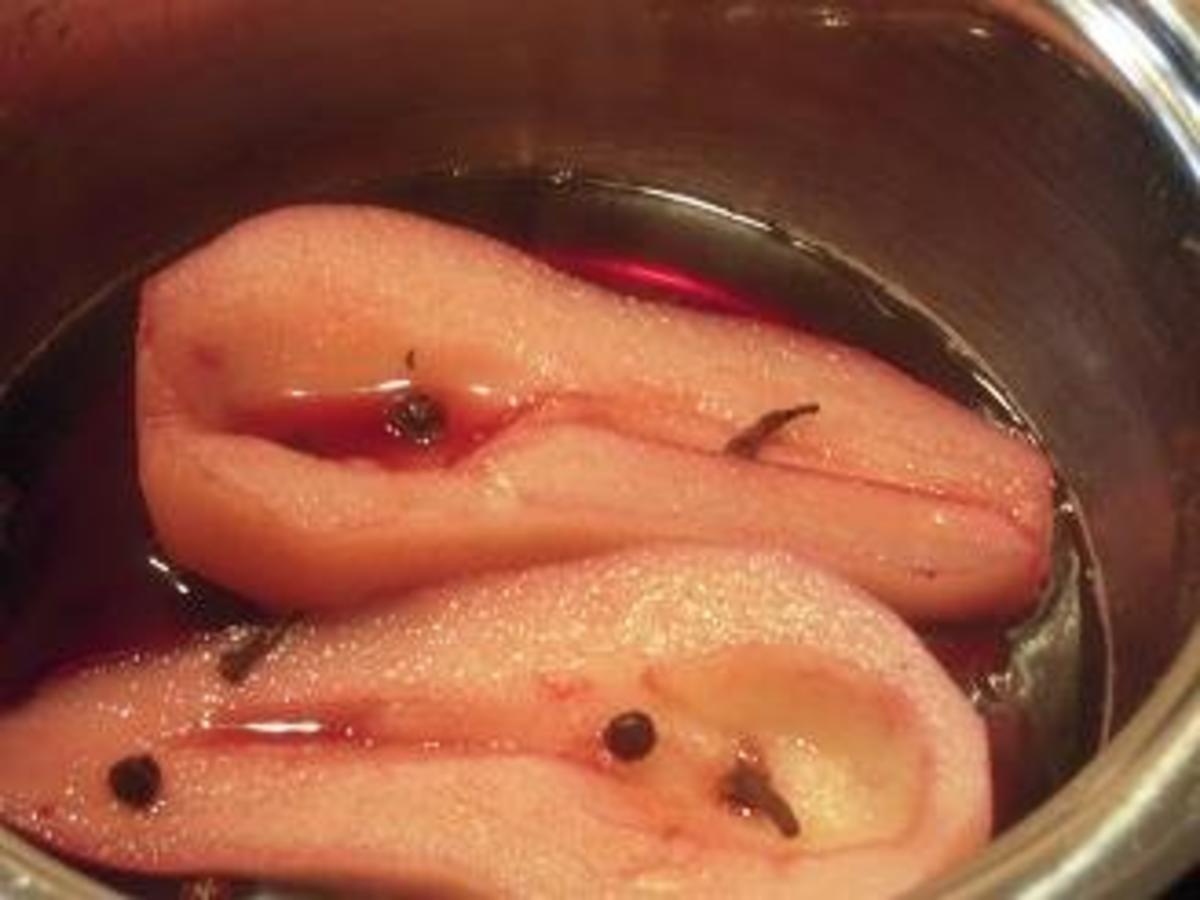 Hirschkeulenbraten mit Rotweinbirne - Rezept - Bild Nr. 3