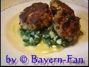 Gemüse Brezenpflanzerl auf Gorgonzola-Spinat - Rezept