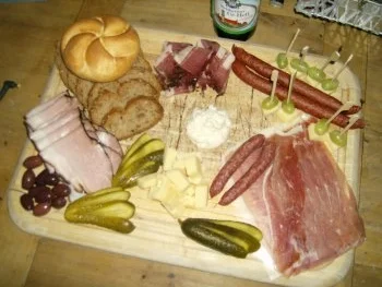Rezept: Bayrische Brotzeitplatte Bild Nr. 2 Bayrische Brotzeitplatte - Rezept - Bild Nr. 2