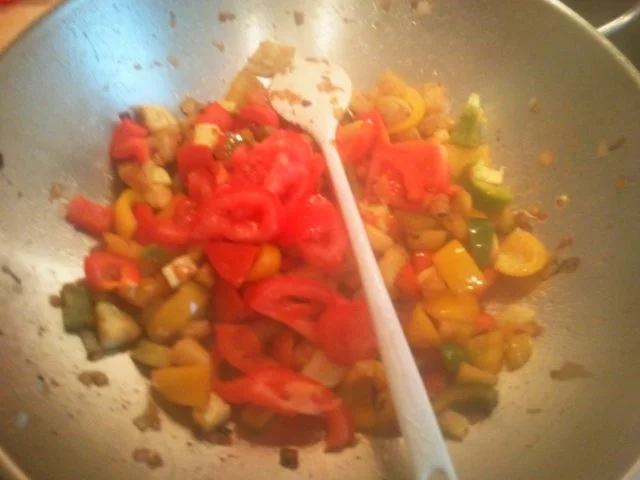 Rezept: Paprikahühnchen Mexiko Bild Nr. 6 Paprikahühnchen Mexiko - Rezept - Bild Nr. 6