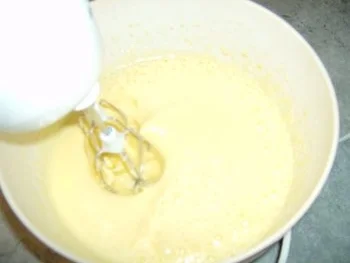 Rezept: Mandarinen Quark Sahne Torte Bild Nr. 2 Mandarinen Quark Sahne Torte - Rezept - Bild Nr. 2