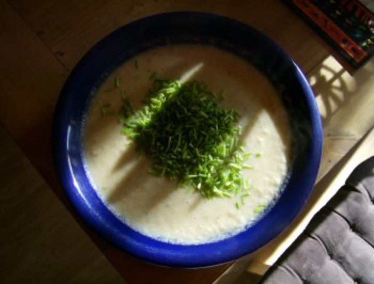 Bilder für Blumenkohlsuppe aus da Knofiküche - Rezept