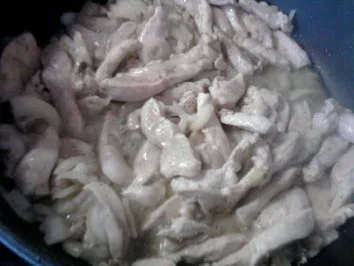 Putengeschnetzeltes mit Kräuterfrischkäse - Rezept - Bild Nr. 4