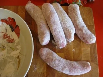 Bratwurst mit Zwiebel - Schinkensoße - Rezept - Bild Nr. 3