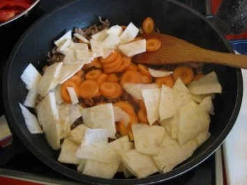 Rezept: Ratatouille mit Hackfleisch Bild Nr. 5 Ratatouille mit Hackfleisch - Rezept - Bild Nr. 5