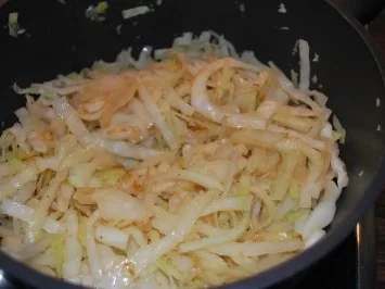 Rezept: Geschichteter Hackbraten mit Weißkohl Bild Nr. 4 Geschichteter Hackbraten mit Weißkohl - Rezept - Bild Nr. 4