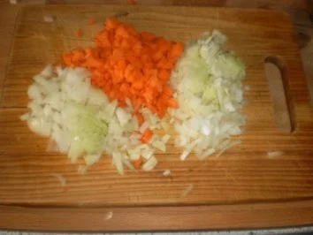 Rezept: Mini-Schnitzel auf Bandnudeln Bild Nr. 3 Mini-Schnitzel auf Bandnudeln - Rezept - Bild Nr. 3