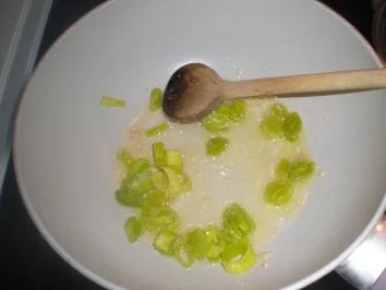 Rezept: Fischragout in Weißwein-Zitronensahne Bild Nr. 3 Fischragout in Weißwein-Zitronensahne - Rezept - Bild Nr. 3