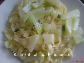 Rezept: Rahmkohlrabi auf Bandnudelbett Rahmkohlrabi auf Bandnudelbett - Rezept