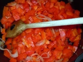 Kardamom-Hähnchen mit Paprikasauce - Rezept - Bild Nr. 3