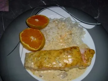 Lachsfilet in Sahnesauce - Rezept