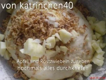 Apfel - Zwiebelbrot gebacken im Bratenschlauch - Rezept - Bild Nr. 5