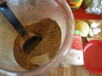 Rezept: Borschtsch mit Meerrettichsahne Bild Nr. 2 Borschtsch mit Meerrettichsahne - Rezept - Bild Nr. 2