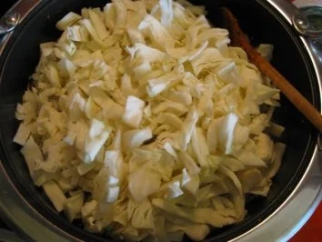 Rezept: Borschtsch mit Meerrettichsahne Bild Nr. 7 Borschtsch mit Meerrettichsahne - Rezept - Bild Nr. 7