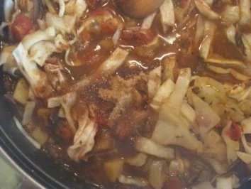 Rezept: Borschtsch mit Meerrettichsahne Bild Nr. 12 Borschtsch mit Meerrettichsahne - Rezept - Bild Nr. 12