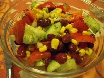 Bratkartoffeln mit Sülze und bunter Salatschüssel - Rezept - Bild Nr. 4