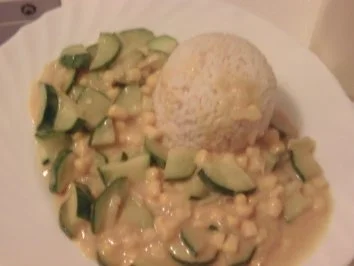 Zucchini-Mais-Curry - Rezept