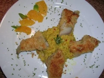 Rezept: Seeteufelfilet unter der Macadamiakruste mit Orangen-Safran-Perlgraupenrisotto Bild Nr. 16 Seeteufelfilet unter der Macadamiakruste mit Orangen-Safran-Perlgraupenrisotto - Rezept - Bild Nr. 16